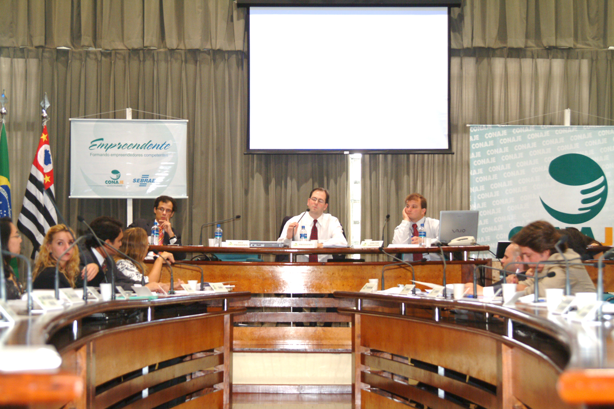 Conselho de Representantes da Conaje reunido na Alesp, em 16 de março de 2006.